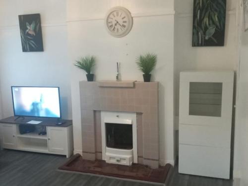Bishop's Apartment | The London Apartment