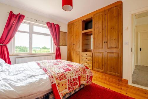 Mohill House | The Loughrin Suite