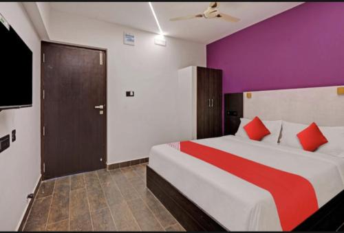 Vadanemelli Hotel | The Magnum Inn