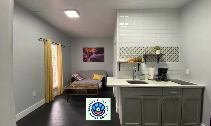 Sanford Apartment | The Mellow Yellow