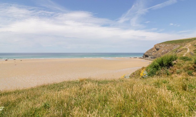 St. Columb Major Cottage | THE MILL HOUSE, pet friendly, with a garden in St Columb Major
