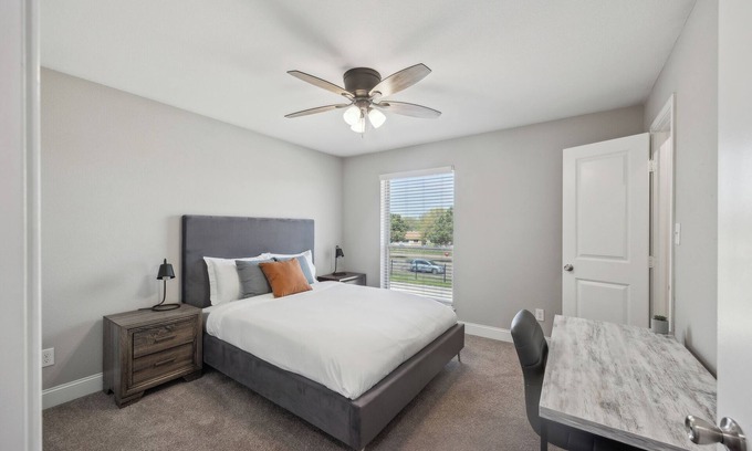South Arlington Apartment | The Mirage 251 I Comfy 1 Bed 1 Bath