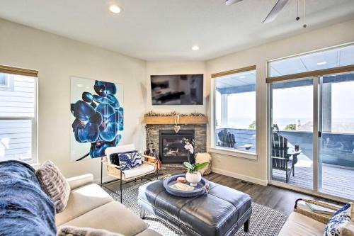 Depoe Bay House | The Moby House Coastal Retreat with Ocean Views & Hot Tub