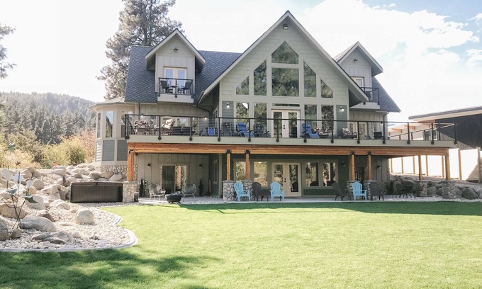 Leavenworth House | The Moose River House - Spacious Riverfront Home-Heated Seasonal Pool
