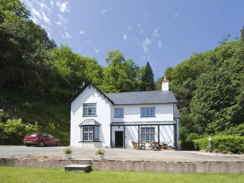 Dulverton House | The Mount