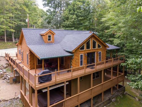 Beech Mountain House | The Mountainbriar Lodge