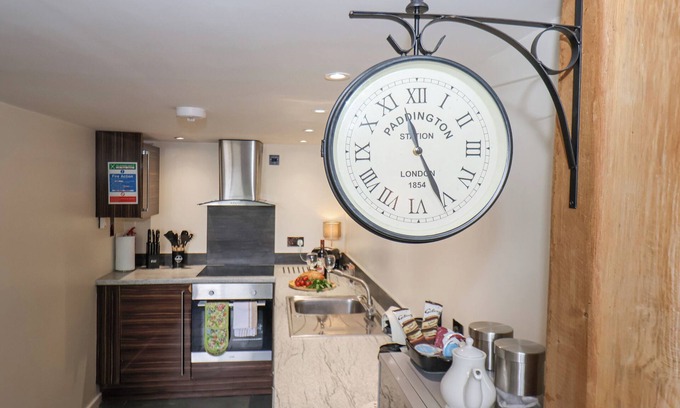 Sawdon Cottage | The Nail Shed