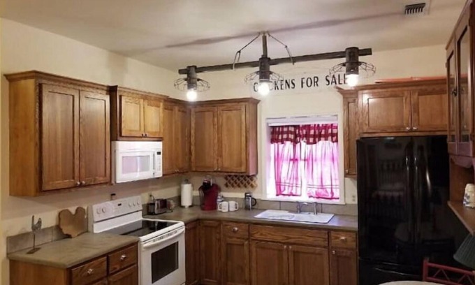Pipe Creek Apartment | The Nest at Country Accent Antiques