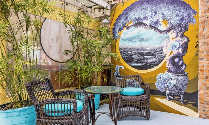 Northeast Miami Hotel | The New Yorker Miami Hotel