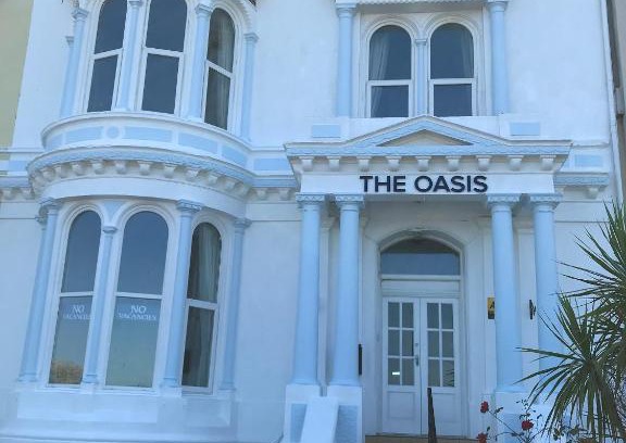 Llandudno Bed & Breakfast | The Oasis Hotel