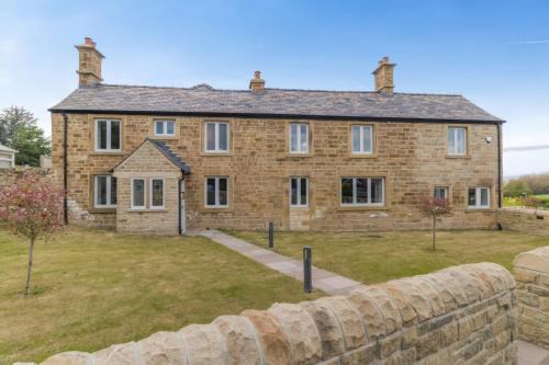 Marsh Lane House | The Old Butchers Arms