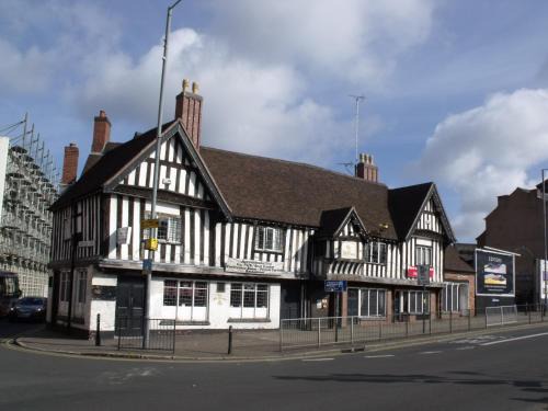 Bordesley Hotel | The Old Crown