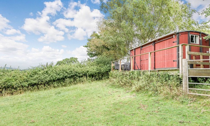 Llanvair Kilgeddin Cottage | THE OLD LMS GOODS VAN, pet friendly, with a garden in Monmouth