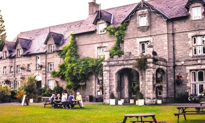 Llangattock Hotel | The Old Rectory Country Hotel