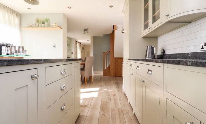 Churchtown House | THE OLD STABLES, with a garden in Mere Brow