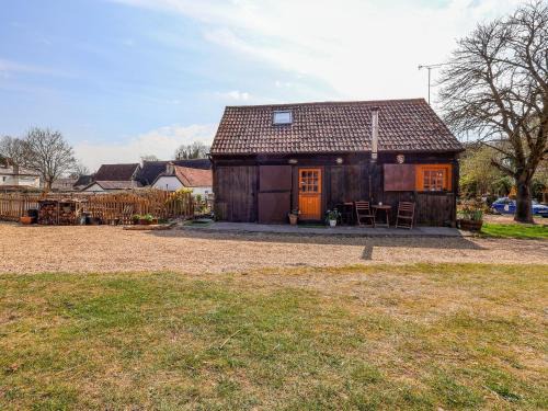 Alton Barnes House | The Old Tack Room - Uk49233