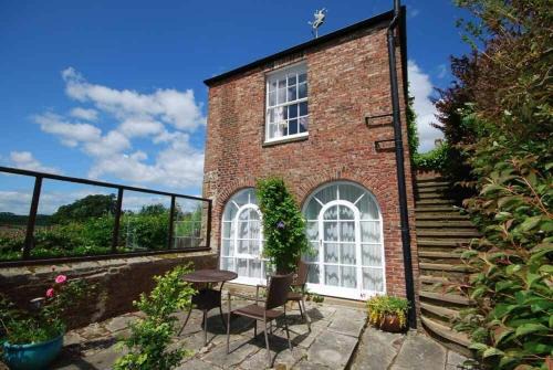 Alnmouth House | The Old Watchtower
