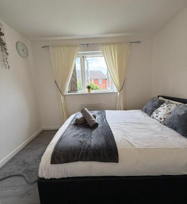 Levenshulme Apartment | The Olive Villa