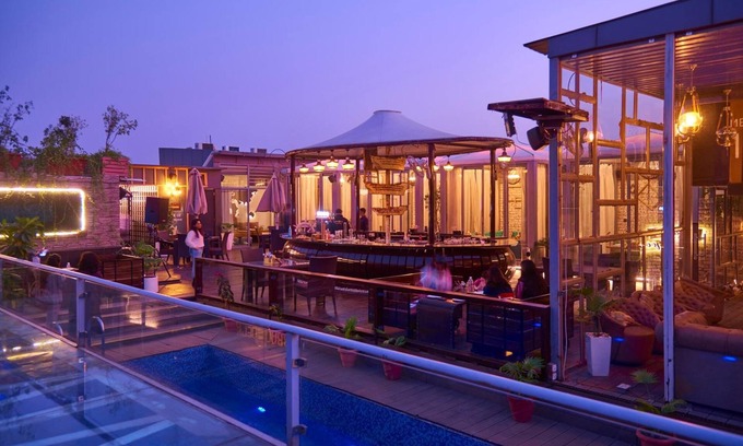 Sanjay Place Hotel | The P L Palace Agra