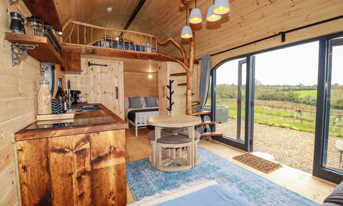 Mabe Cottage | The Palm
