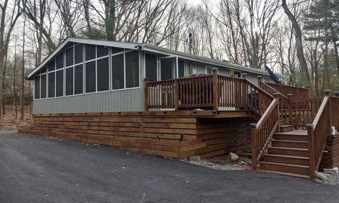 East Stroudsburg House | The Perfect Getaway