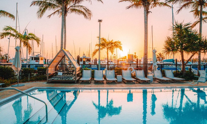 Key West Hotel | The Perry Hotel & Marina Key West