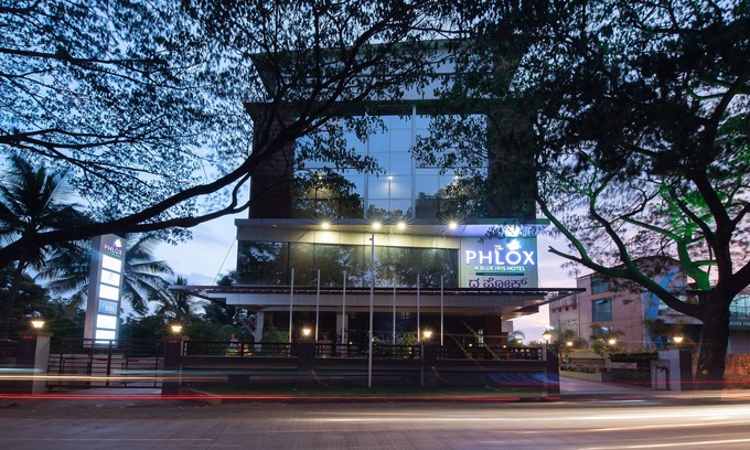 Hubli Hotel | The Phlox Hubballi