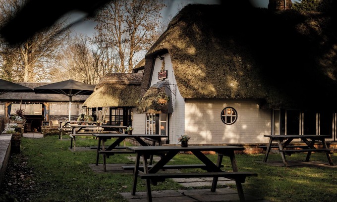New Forest District Hotel | The Pilgrim Inn