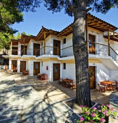 Agnontas Apartment | The Pine Trees