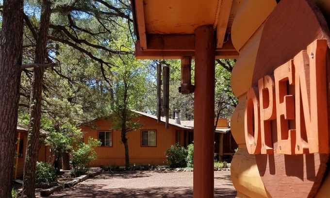 Pinetop-Lakeside Cabin | The Place at Pinetop