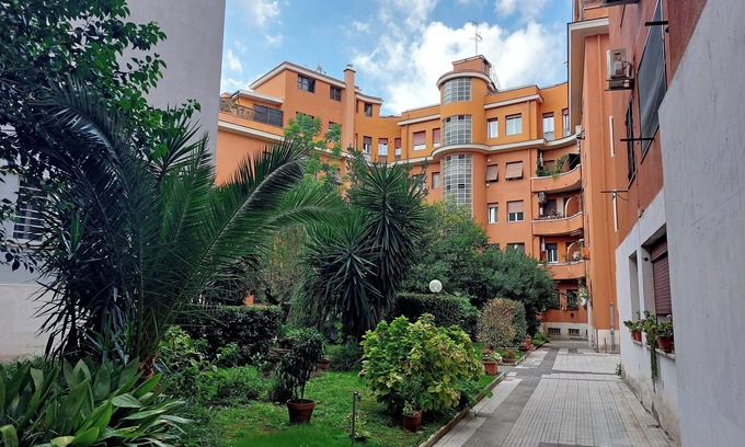 San Giovanni Apartment | The Place Gallia