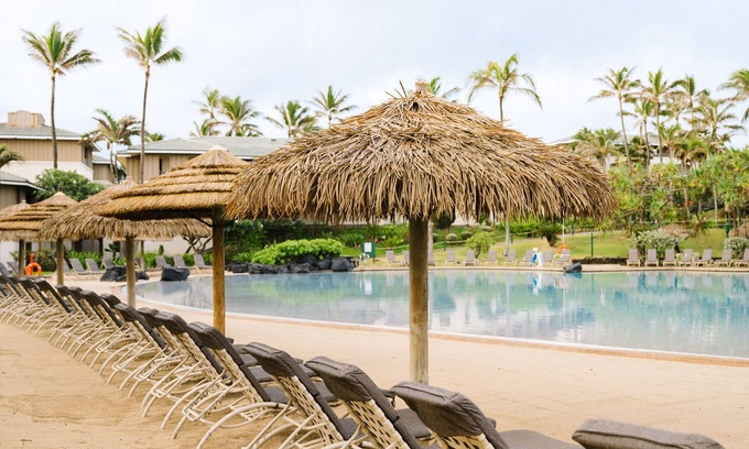 Poipu Resort | The Point at Poipu - 2 BEDROOM OCEANFRONT 1 KING 2 TWINS OR 1 QUEEN SUITE