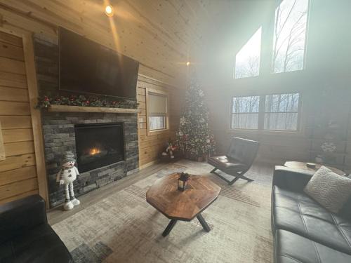 McHenry House | The Pour House