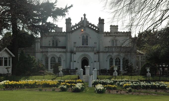 Louth Hotel | The Priory Hotel
