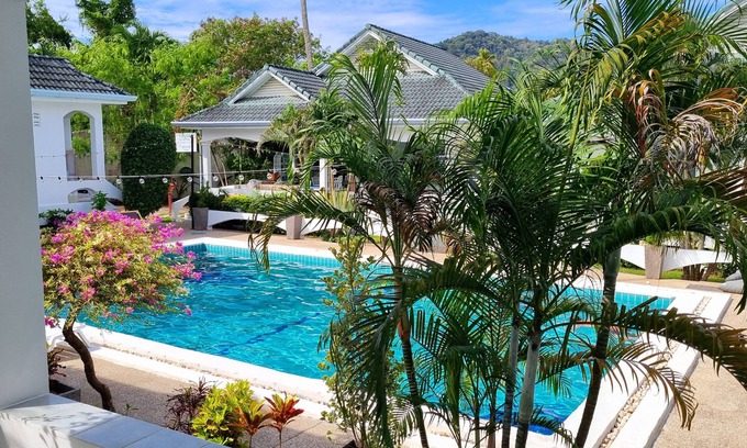 Rawai Resort | The Rai Resort