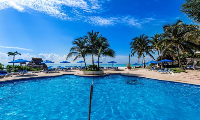 Playacar Resort | The Reef Playacar Beach Resort & Spa