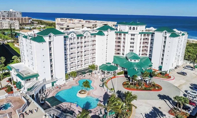 Cocoa Beach Apartment | The Resort on Cocoa Beach - VRI Gold Crown Resort
