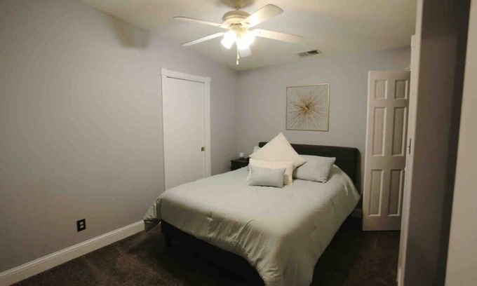 Chillicothe Apartment | The Rest Stop - Downtown Chillicothe, OH