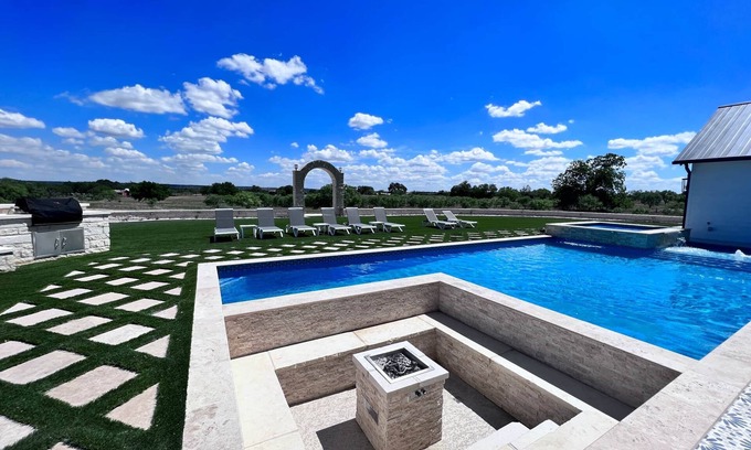 Fredericksburg Villa | The Retreat at Fredricksburg