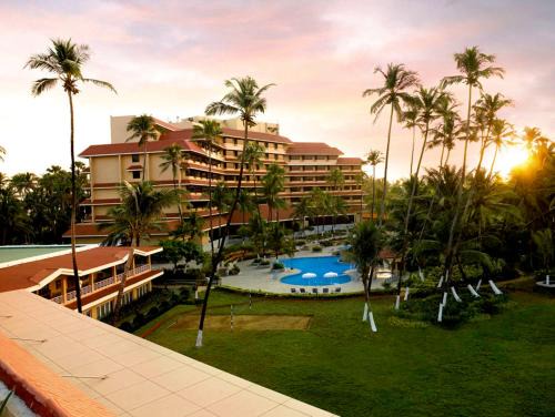 Mumbai Hotel | The Retreat Hotel & Convention Centre