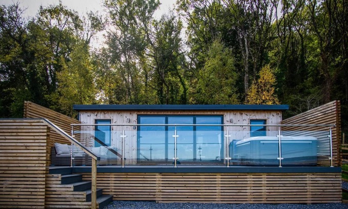 Llangennith Apartment | The Rhossili Bay Secret - 1 Bed Cabin - Landimore