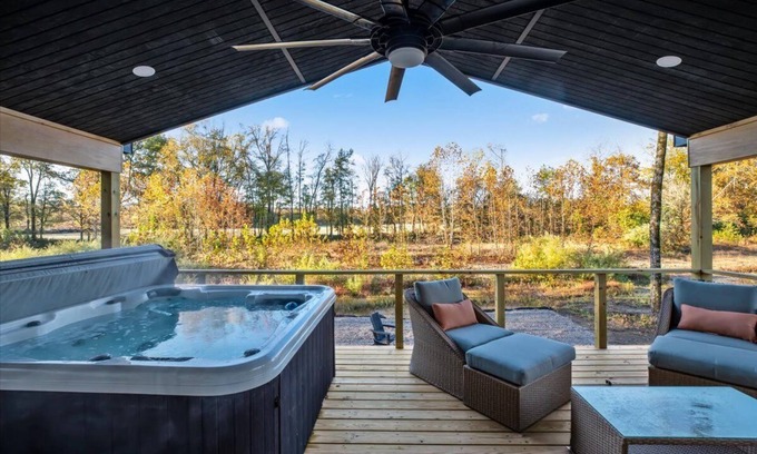 Hot Springs Cabin | The River Place
