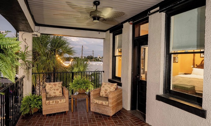 Sebring Hotel | The Roanoke Hotel