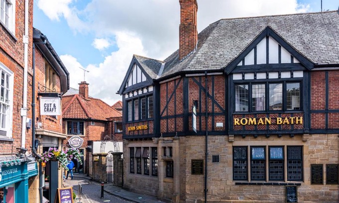 York Hotel | The Roman Bath