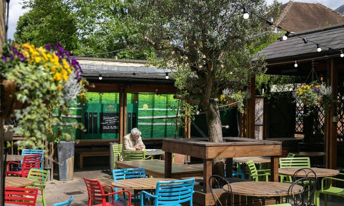 Village Hotel | The Rose & Crown Wimbledon