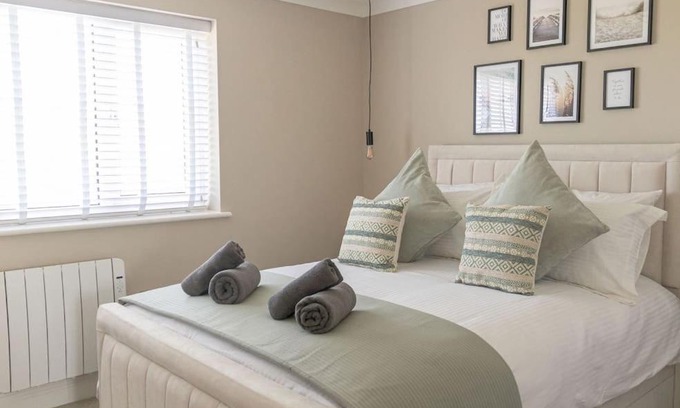 Roche House | The Rosewood, Cornwall.