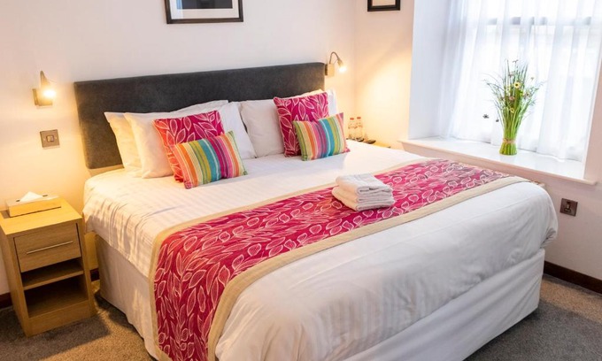 Rostrevor Hotel | The Rostrevor Inn