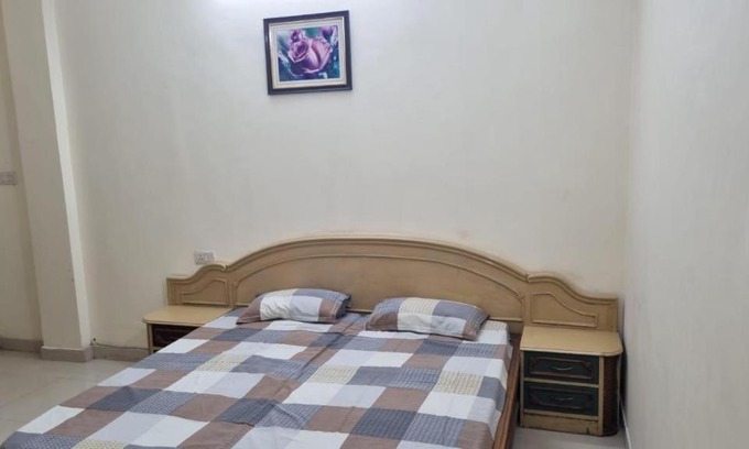 Jalandhar Hotel | The Royal Elite Guest House