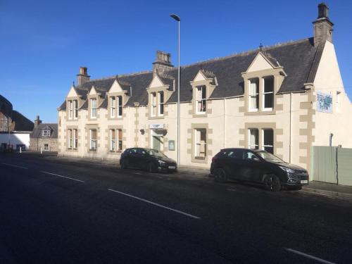 Cullen Hotel | The Royal Oak Hotel