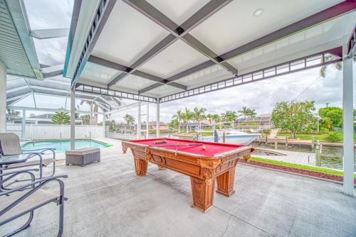 Fort Myers House | The Salty Stay - Heated Pool